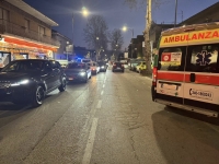 Investita da un'auto mentre attraversa la Tiburtina, bambina di 8 anni finisce in ospedale